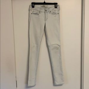 Abercrombie Skinny Light Wash Mid-Rise Jeans